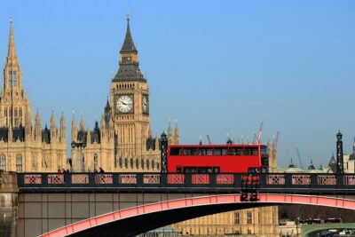 London’s Family-friendly Routemaster Bus Tour with Live Guide