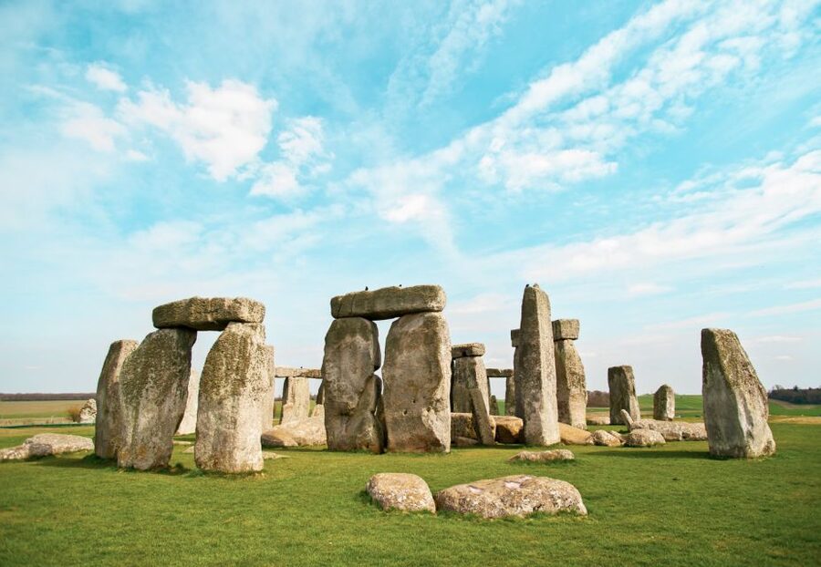 London: Stonehenge, Windsor, and Bath Day Trip by Bus - Who should book this day trip?