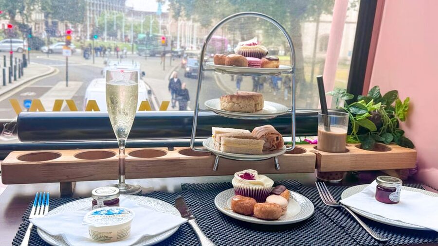 London: Taylor Swift-Inspired Afternoon Tea Bus Tour - Taylor Swift and afternoon tea in one London ride