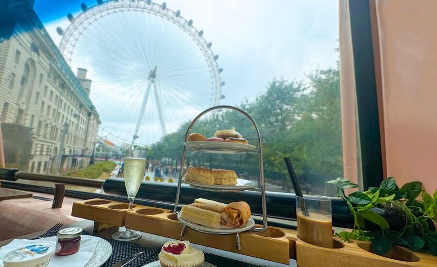 London: Taylor Swift-Inspired Afternoon Tea Bus Tour - What happens from Golden Tours Stop 1 onward
