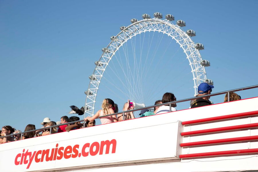 London: Tootbus Must-See Hop-On Hop-Off Bus Tour with Cruise - Five useful things to know before boarding