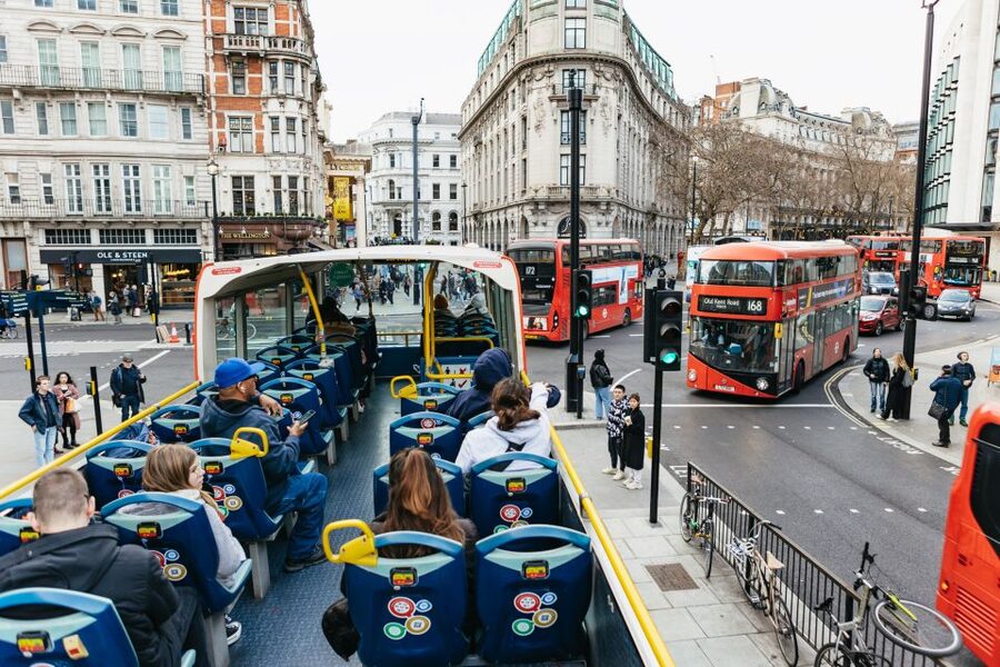 London: Tootbus Must-See Hop-On Hop-Off Bus Tour with Cruise - St. Paul’s Cathedral and the City