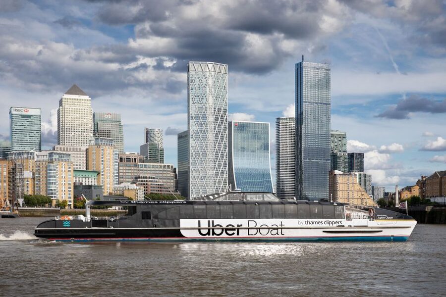 London: Uber Boat 1-Day Hop-On Hop-Off and Cable Car Tickets - Tower of London and the river’s grandest bridges