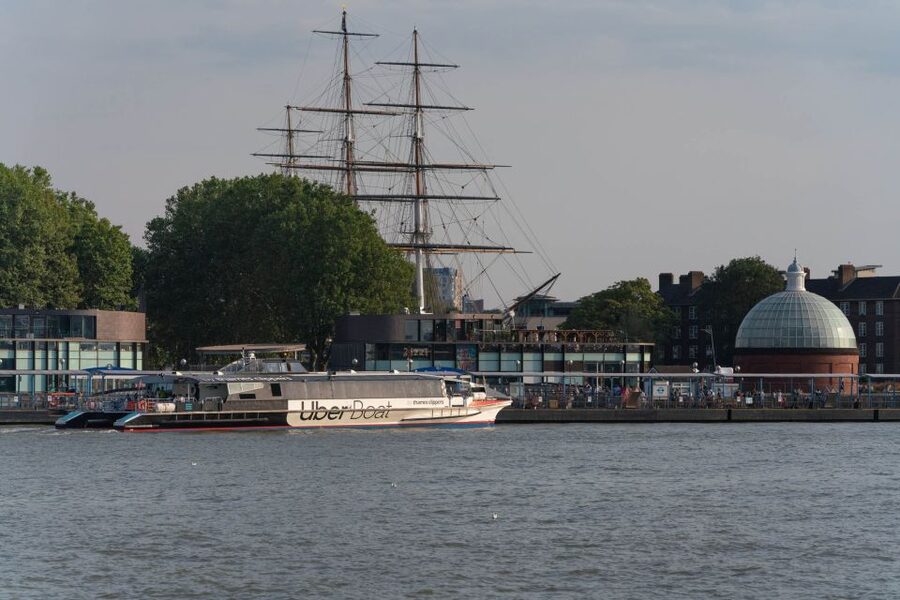 London: Uber Boat 1-Day Hop-On Hop-Off and Cable Car Tickets - North Greenwich and the IFS Cloud Cable Car