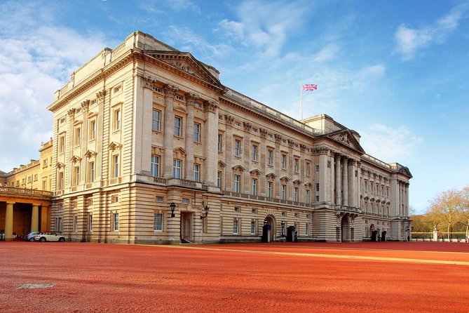 London Vintage Bus Tour Including River Thames Cruise with Optional Lunch - Should you add the fish and chips lunch?
