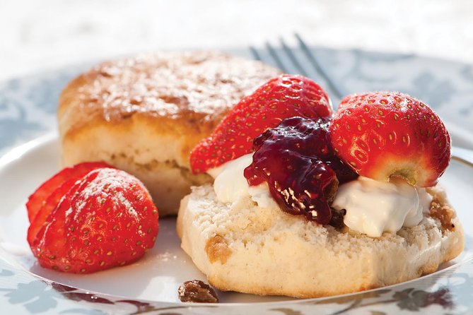 London Vintage Bus Tour with Cream Tea at Harrods - Is the $137.04 price good value?