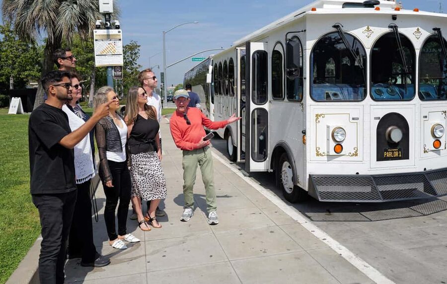 Los Angeles: #1 Trolley Bus Hollywood Sightseeing Tour - Key points to know before booking