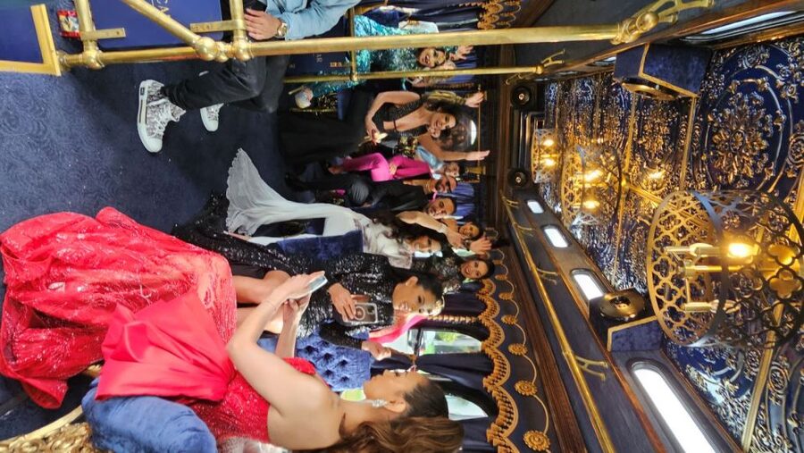 Los Angeles: #1 Trolley Bus Hollywood Sightseeing Tour - Riding The Parlor Car through Hollywood