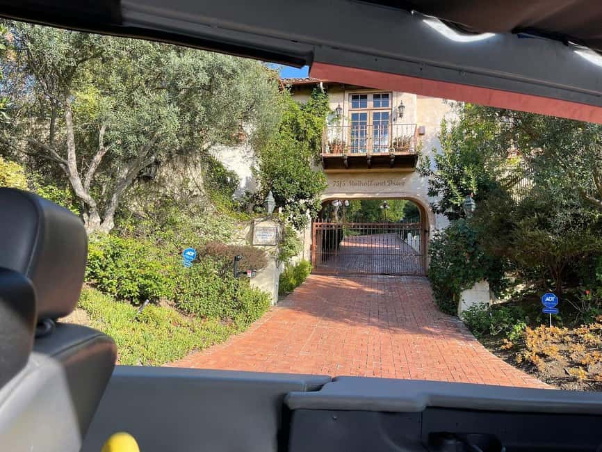 Los Angeles: Celebrity Homes and Movie Scenes Bus Tour - Looking up at the Hollywood Sign and Hills