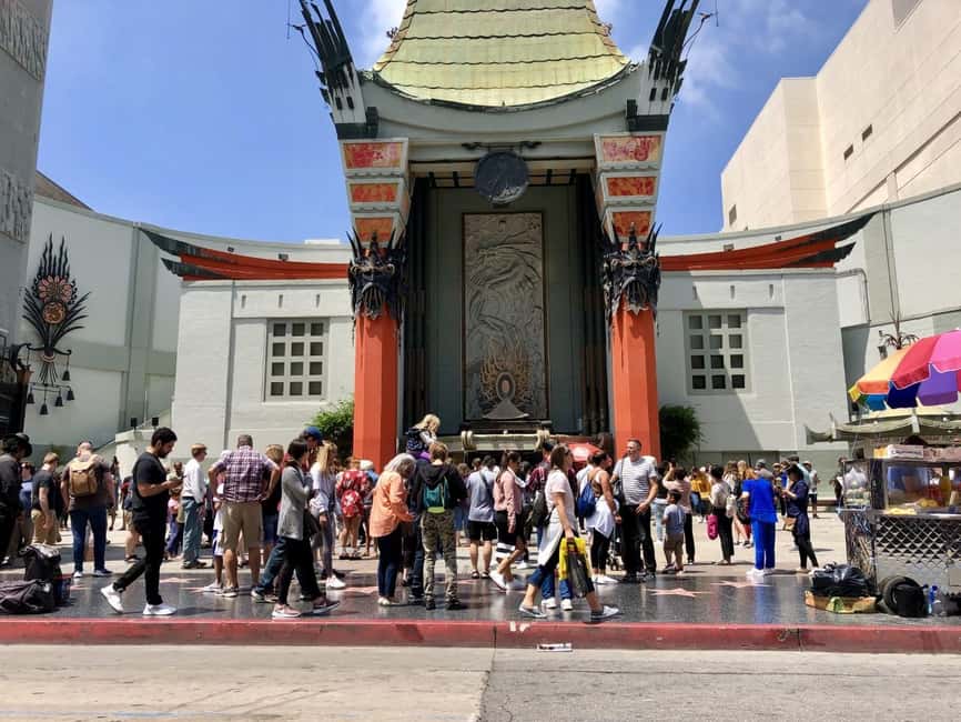 Los Angeles: Hollywood and Beverly Hills Guided Bus Tour - Beverly Hills and the celebrity-home circuit