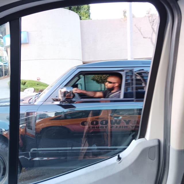 Los Angeles: Hollywood and Beverly Hills Open-Top Bus Tour - Celebrity homes, movie sites, and private gates
