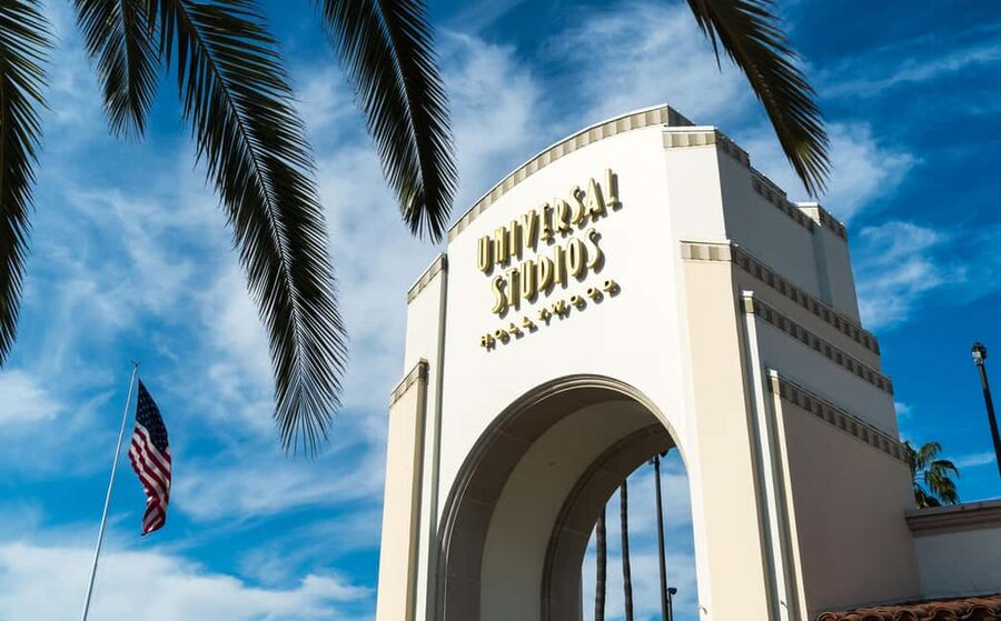 Los Angeles: Universal Studios Hollywood & Bus Tour Package - Choosing the celebrity homes tour