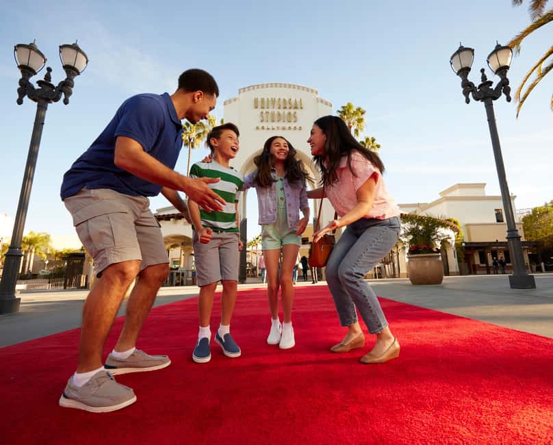 Los Angeles: Universal Studios Hollywood & Bus Tour Package - Start at the Starline Tours Visitor Center