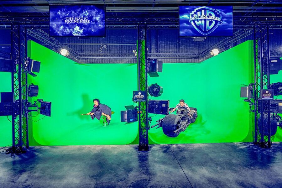 Los Angeles: Warner Bros Studio Hollywood & Bus Tour Package - Returning to Hollywood around 1:00 PM