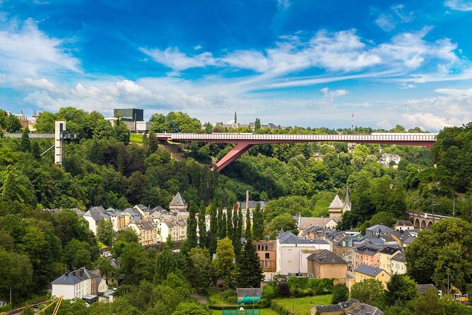 Luxembourg City Bus Tour - Place de Paris and Avenue de la Liberté