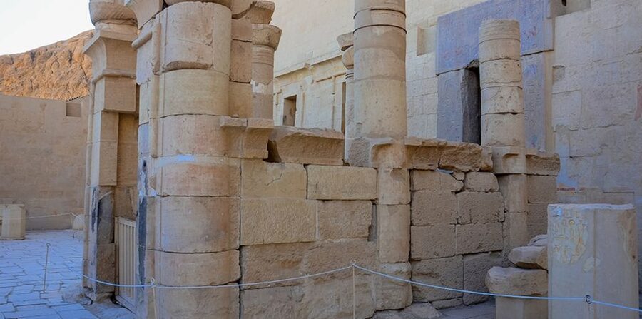 Luxor Tour from Hurghada by bus - Guide quality and language choices