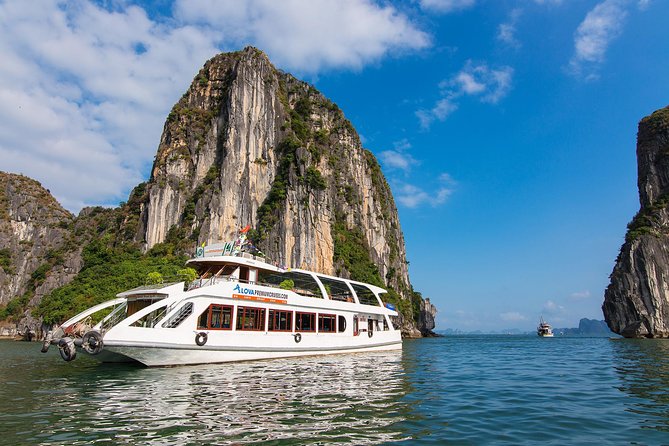 Luxury Halong Bay 1 Day on Cruises From Hanoi with Bus & Lunch - The long day begins in Hanoi’s Old Quarter