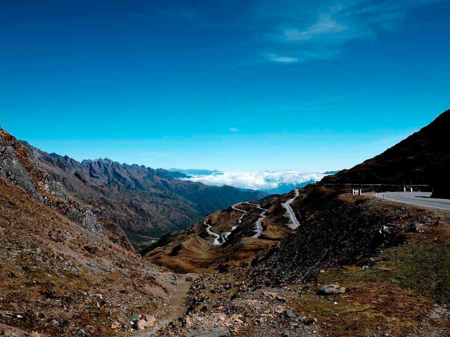 Machu Picchu 2 Days / 1 Night (By Bus) - Why this bus route is worth considering