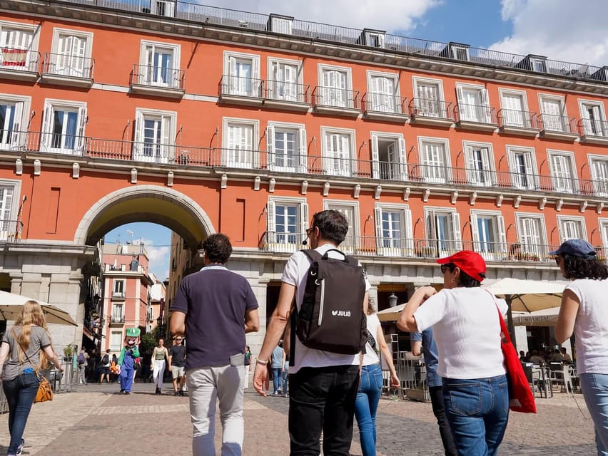 Madrid: 4-Hour Bus Tour with Royal Palace Admission - The Royal Armoury and the view from Armoury Square
