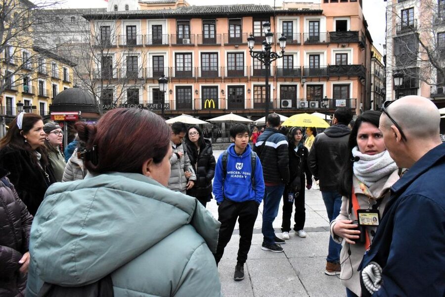 Madrid: Guided Tour to Toledo - A guided walk through the city of three cultures