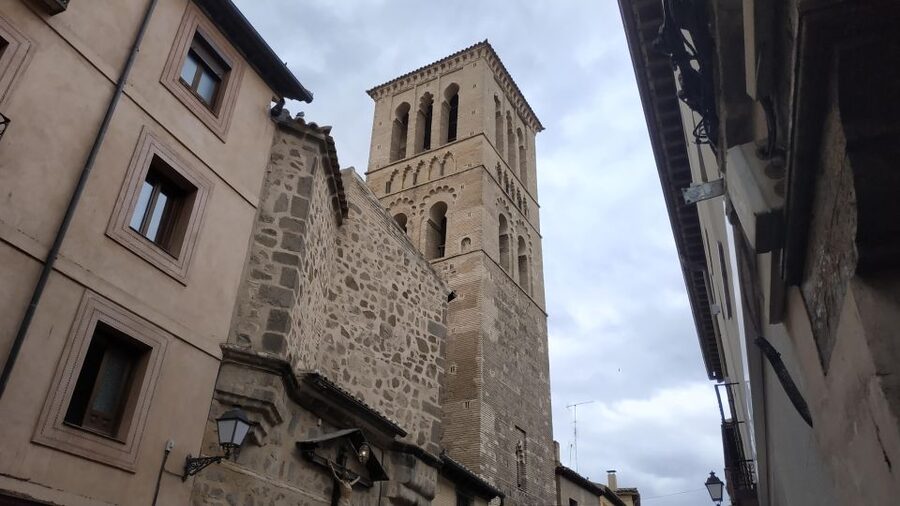 Madrid: Guided Tour to Toledo - Free time for streets, churches, and synagogues