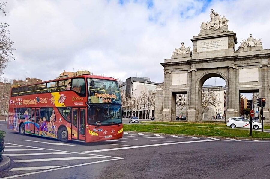 Madrid: Guided Tour to Toledo - The Madrid departure and bus ride