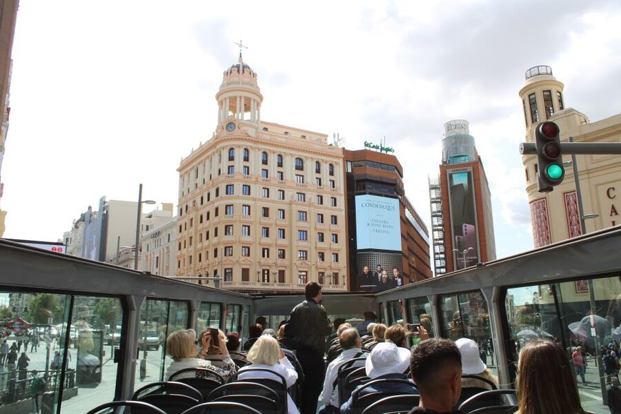 Madrid: Panoramic Open-Top Bus Day or Night Tour with Guide - Cibeles, Metropolis, and Gran Vía