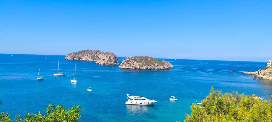 Mallorca: 3-hour bus tour around Calvià with 2 stops - The Malgrats viewpoint and Mallorca’s coastal nature