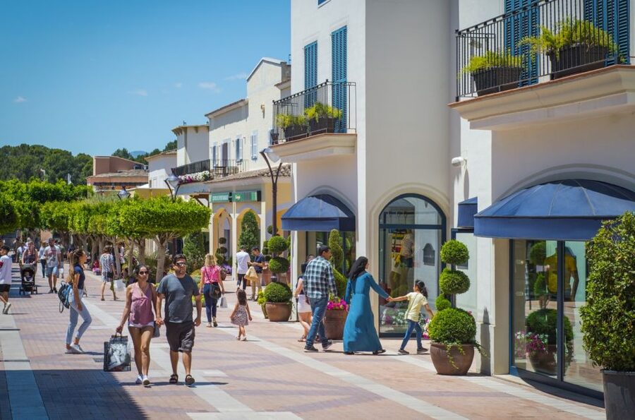 Mallorca: Fashion Outlet Shopping Excursion by Bus - Key points at a glance