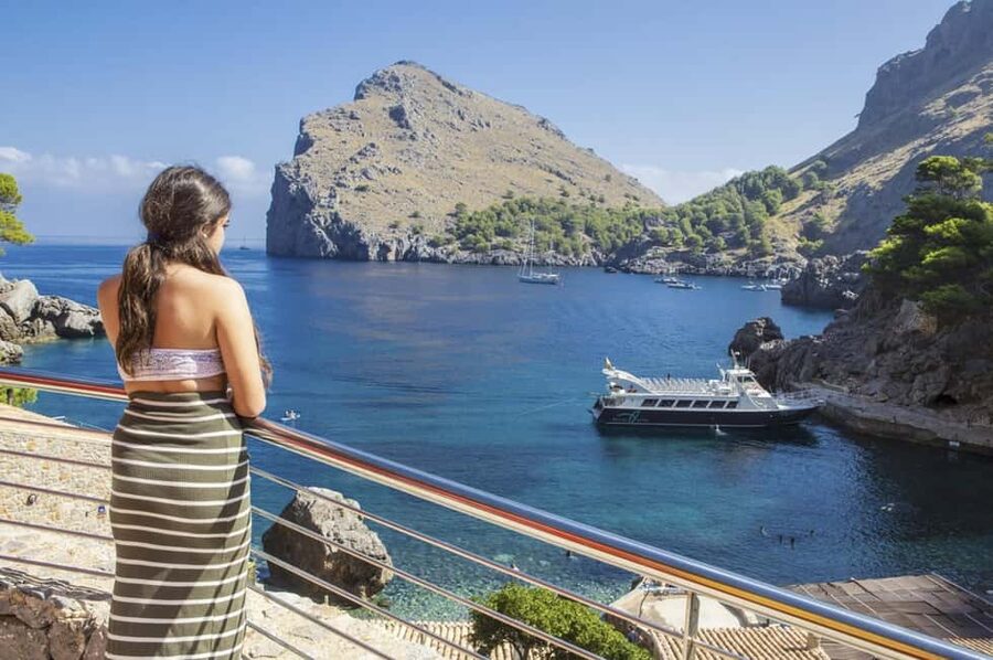 Mallorca Island Tour with Boat, Train, Tram and Bus - Why this route works so well