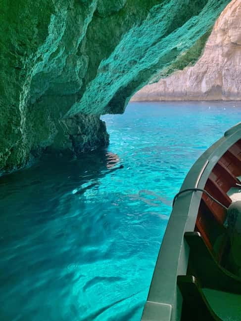 Malta: 5 hr Vintage Bus Tour - Mdina & Blue Grotto inc. food - Dingli Cliffs: Malta’s highest viewpoint
