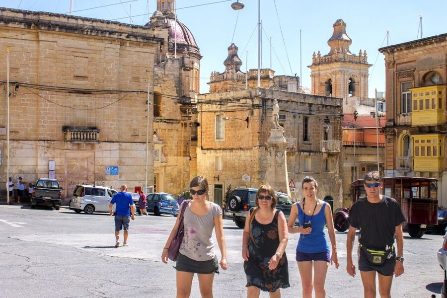 Malta: Vintage Bus Ride through the Three Cities - Cospicua, the first of the Three Cities