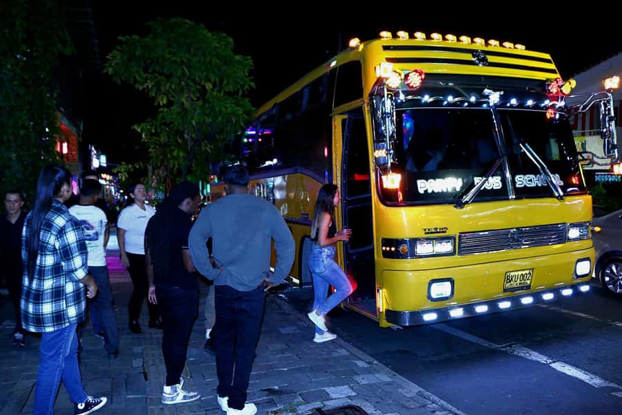 Medellin: Rumbero Party Bus with all the beer you can drink - Key points at a glance