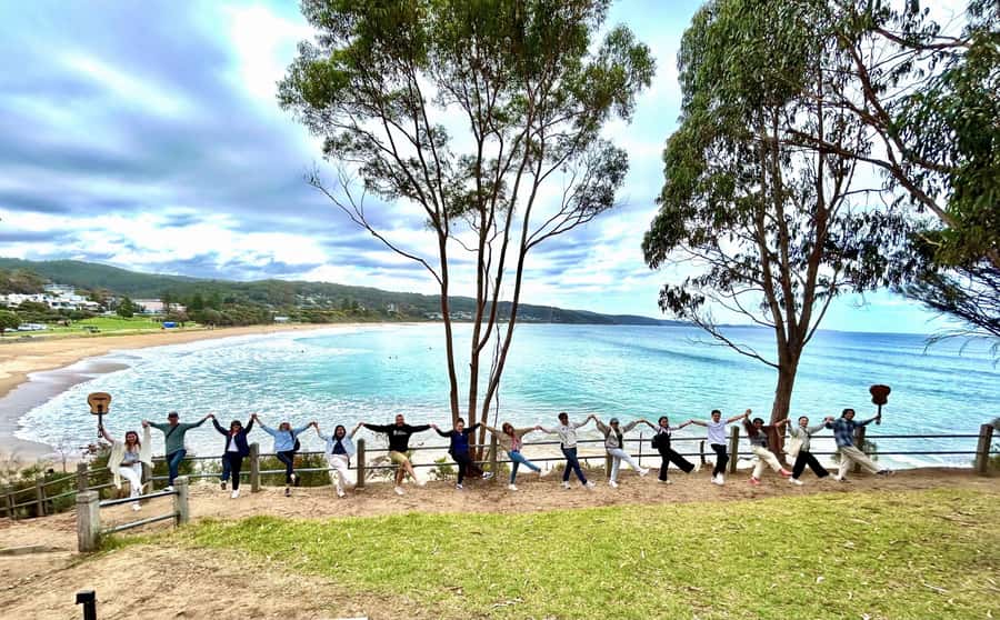 Melbourne Great Ocean Road Benz SmallGroup&LuxCoach BigGroup - The Twelve Apostles deliver the big moment