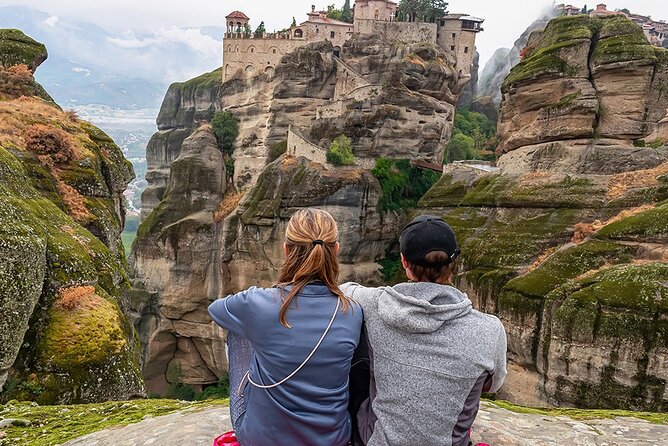 Meteora Full-Day Trip with Guide on Luxury Bus From Athens - What the Guide Adds