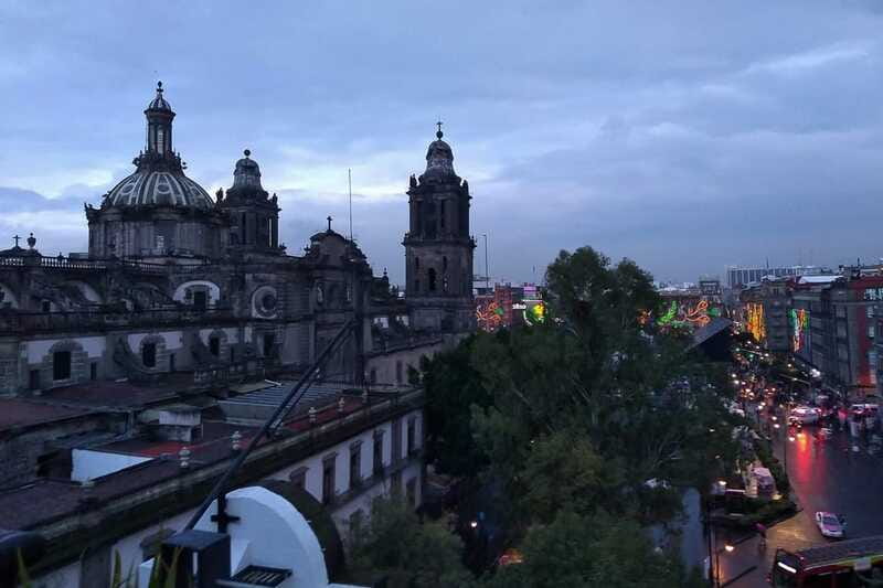 Mexico City: Double Decker Bus Night Tour - The English audio guide and Spanish-speaking host