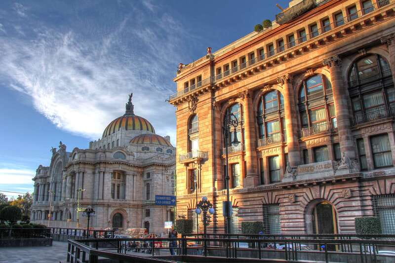 Mexico City: Hop-on Hop-off City Tour by Turibus 1-Day Pass - What the $20 price really buys you