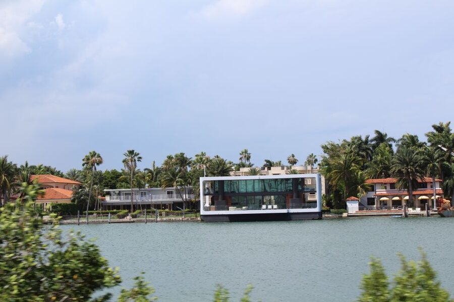 Miami: City Bus Tour with Downtown or Miami Beach Pickup - Key Biscayne and the water views