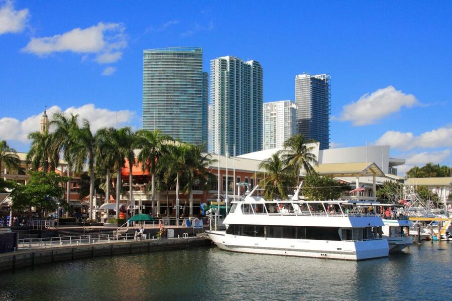Miami: Double-Decker Bus Tour with Optional Boat Cruise - Wynwood: Your Best Chance to Get Off and Explore