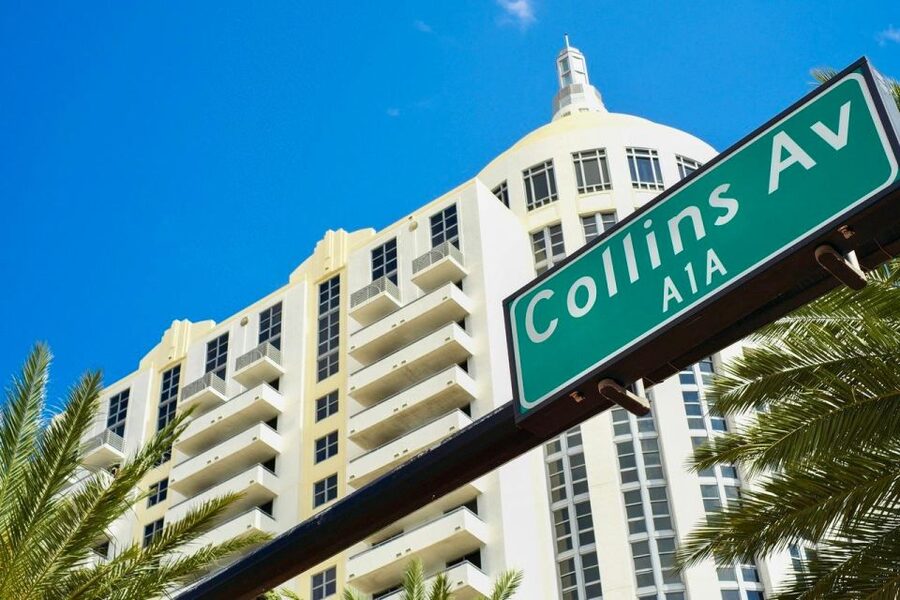 Miami: Double-Decker Bus Tour with Optional Boat Cruise - One Hour at Bayside Marketplace