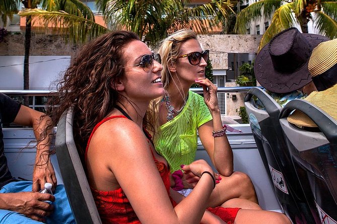 Miami: Hop-on Hop-off Tour + Cruise & Free 1-Hour Bike Rental - Start at Bayside Marketplace and get your bearings