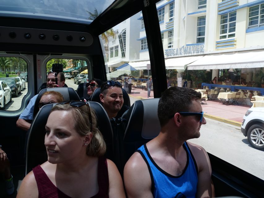Miami Sightseeing Tour in a Convertible Bus (French) - Returning via the Julia Tuttle Causeway