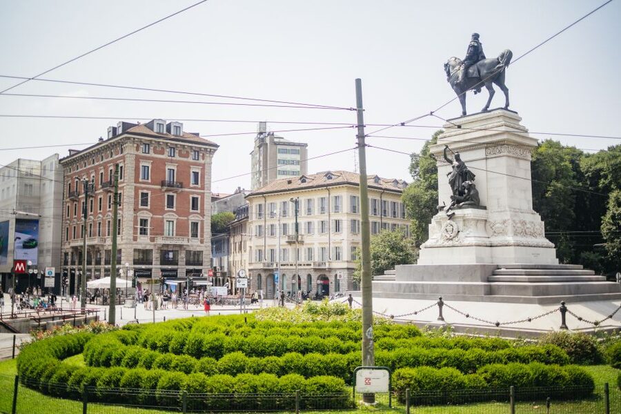 Milan: City Sightseeing Hop-On Hop-Off Bus with Audio Guide - Line A: Castello, the Duomo, and Milan’s grand center