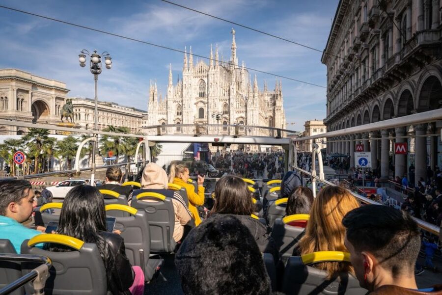 Milan: Gray Line Milan Open Tour Hop-On Hop-Off Bus Tour - Why this bus works well in Milan