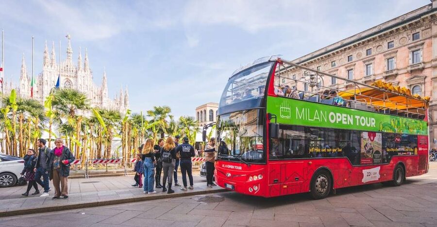 Milan: Gray Line Milan Open Tour Hop-On Hop-Off Bus Tour - The Milan Highlights route