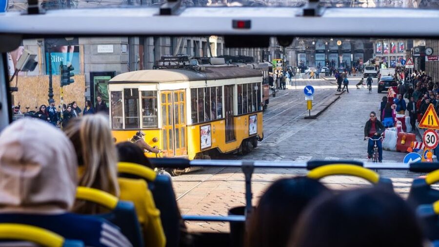 Milan: Gray Line Milan Open Tour Hop-On Hop-Off Bus Tour - FAQ