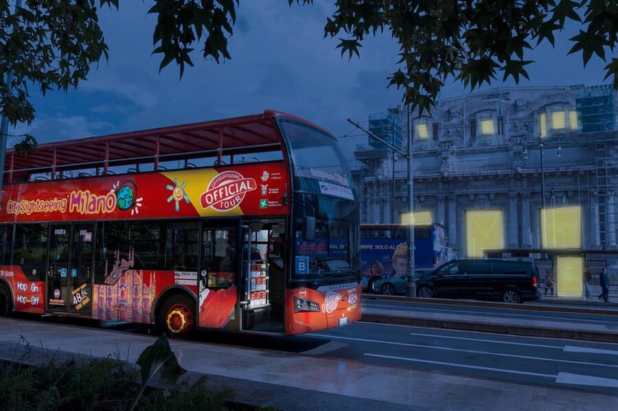 Milan: Night Tour by Bus - Brera from a moving bus