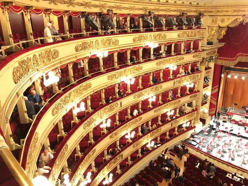 Milan: Skip-the-Line La Scala Museum Tour + Hop On Hop Off - The La Scala Museum: more than framed portraits