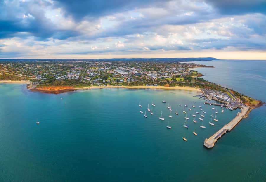 Mornington Peninsula Scenic Bus Tour with Chairlift & Lunch - Mornington Main Street and the historic pier
