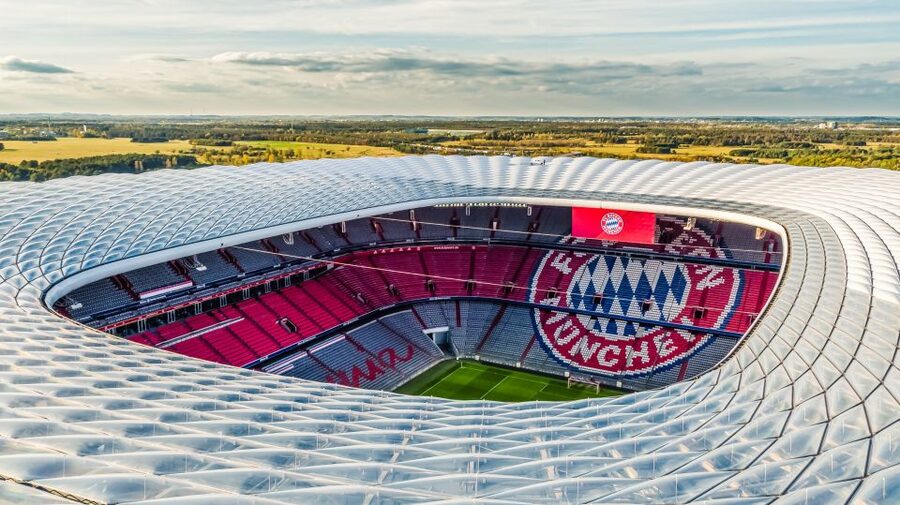 Munich: City Bus Tour & FC Bayern Munich Allianz Arena Tour - Starting at Karlsplatz, then seeing Munich by bus